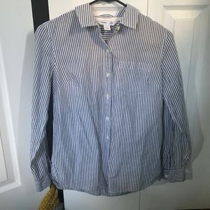 XS Old Navy women's button up (the class is shirt)